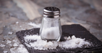 Consommation de sel : l'OMS tire la sonnette d'alarme